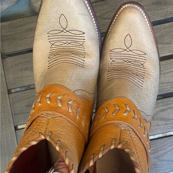 AwEsOmE! BED STU Tania Cafe Latte Lux Zip Leather Ankle boots Booties 9.5 - Picture 7 of 12